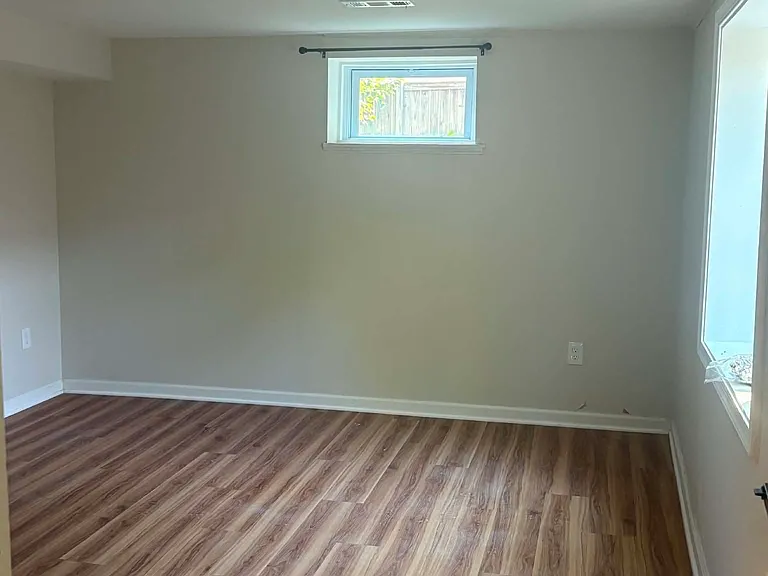 7307 Grace St — Photo 2