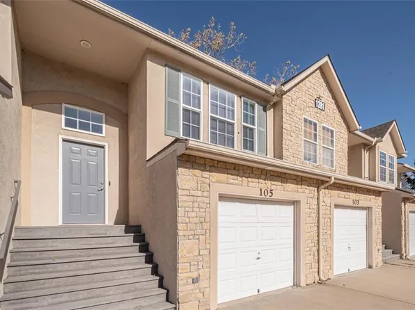 1281 N Mart Way Dr #105, Olathe, KS 66061