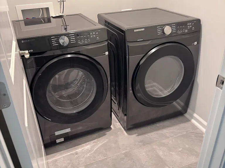 High end Washer Dryer included