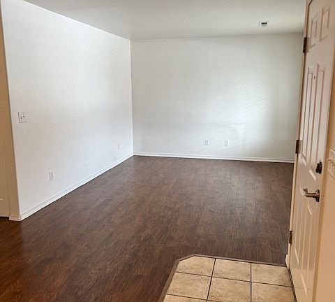 2nd image of 113 Skeels Ave #2
