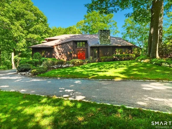 9 Patchen Lane, Weston, CT 06883