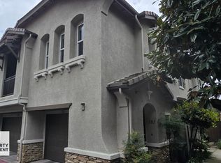 425 S Meadowbrook Dr, San Diego, CA 92114