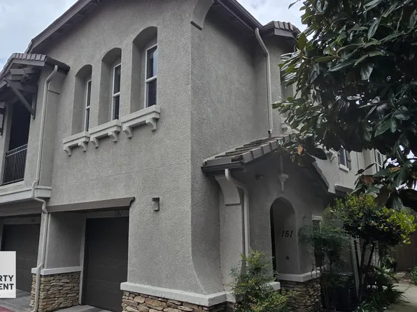 425 S Meadowbrook Dr, San Diego, CA 92114