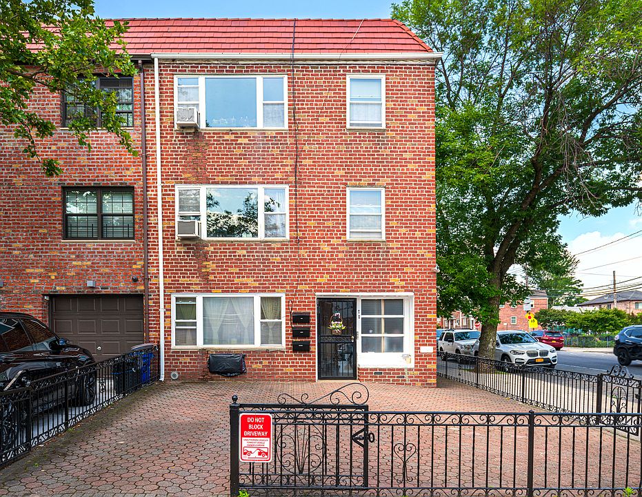1st image of 21-00 77th St #1-4