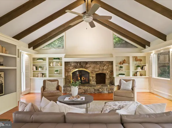 5150 Manning Pl NW, Washington, DC 20016