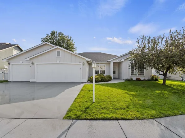 2614 N Robie Ave, Meridian, ID 83646