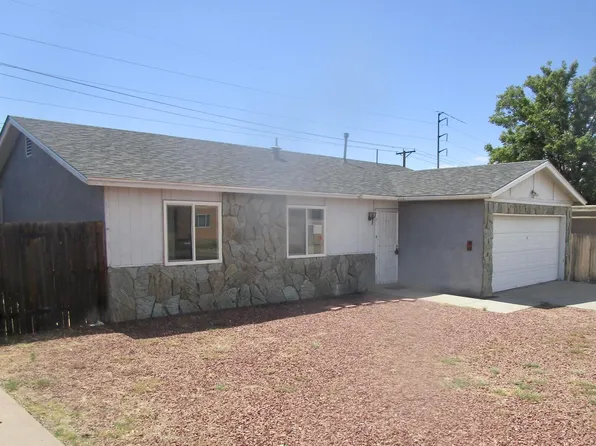 8216 Bret Pl NE, Albuquerque, NM 87109