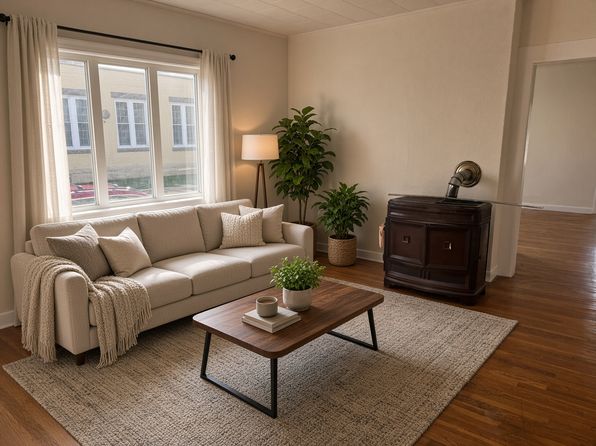 136 Globe St APT 1