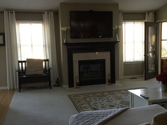 5th image of 709 Flanders Ave