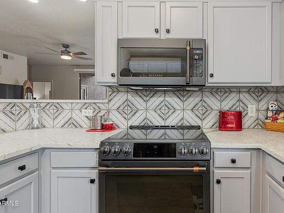 5th image of 11680 E SAHUARO Drive #1059