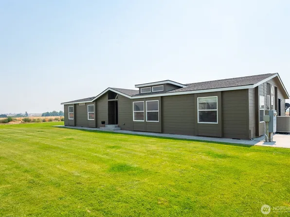 8379 Road 10 NW, Ephrata, WA 98823