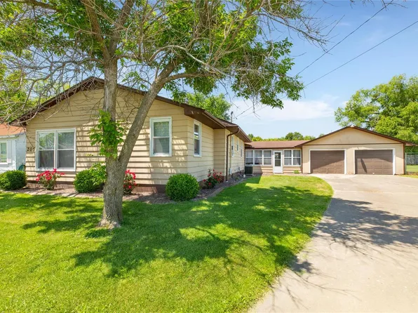 205 Stephen St, Sawyerville, IL 62085