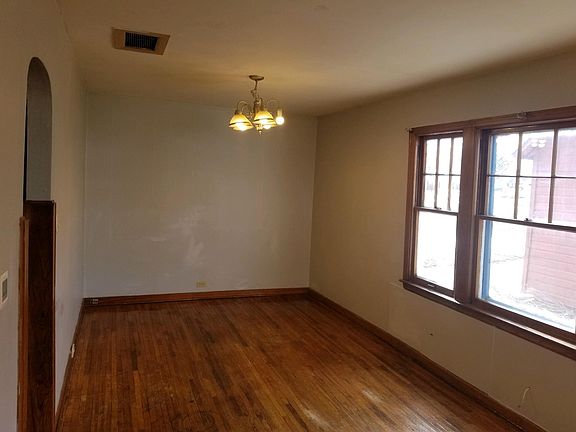 4th image of 507A Durant St