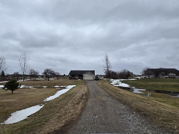 3rd image of 5688 Galbraith Line Rd