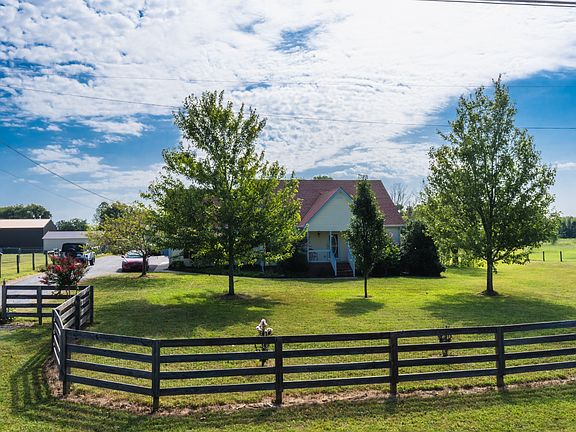 3rd image of 4286 Highway 41a N