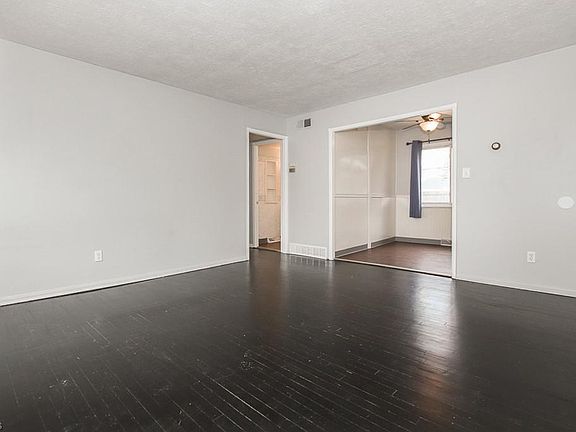5th image of 14400 Ledgewood Ave