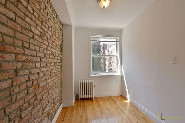 Rented by Lisa Management Inc | media 29