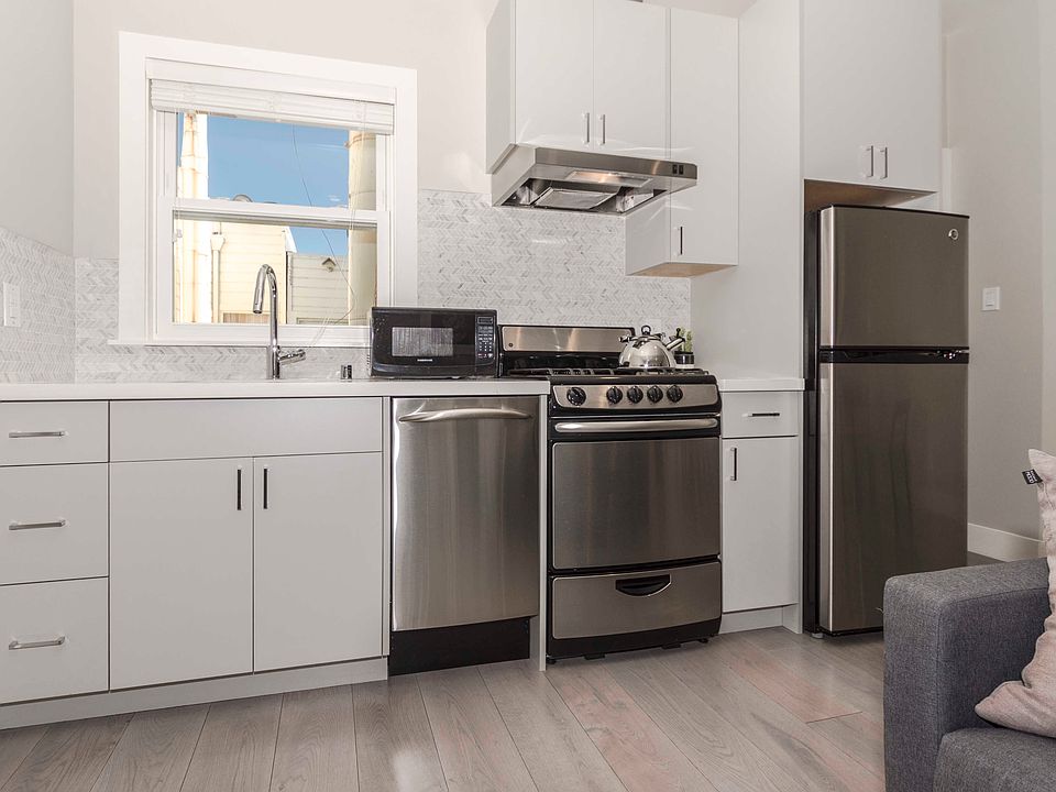 1st image of 1656 Sacramento St #12A