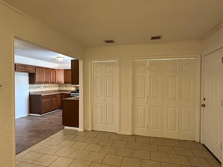 4345 Ridgedale Ave — Photo 7
