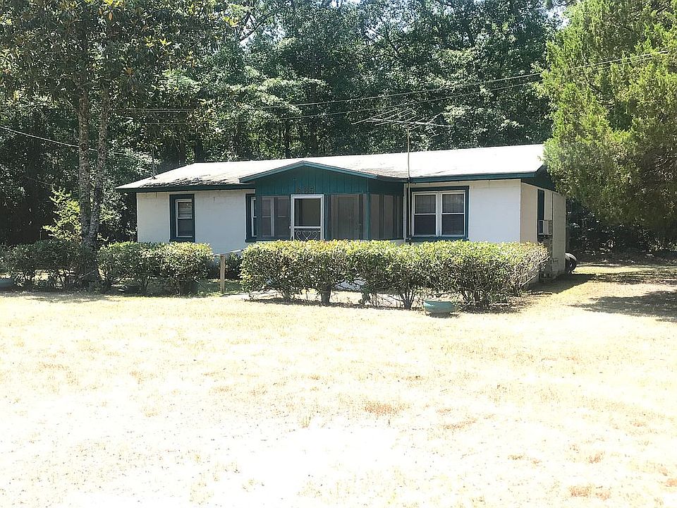 2nd image of 685 Rivers Hill Rd