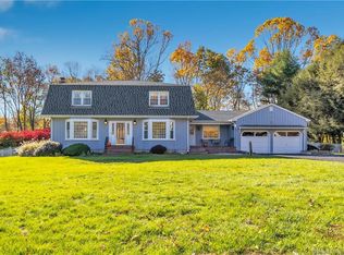 133 Horse Tavern Rd, Trumbull, CT 06611