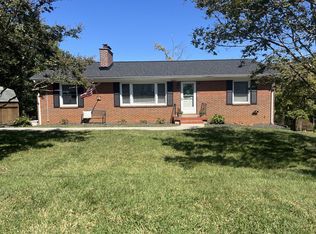 7021 Brookview Rd, Roanoke, VA 24019