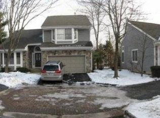 4 Bellflower Ct, Princeton, NJ 08540
