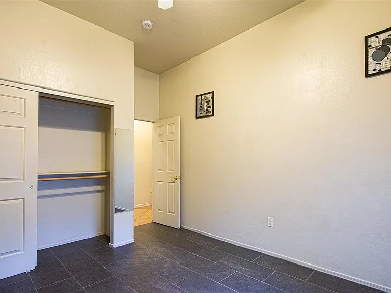 10350 E 37th Pl — Photo 14