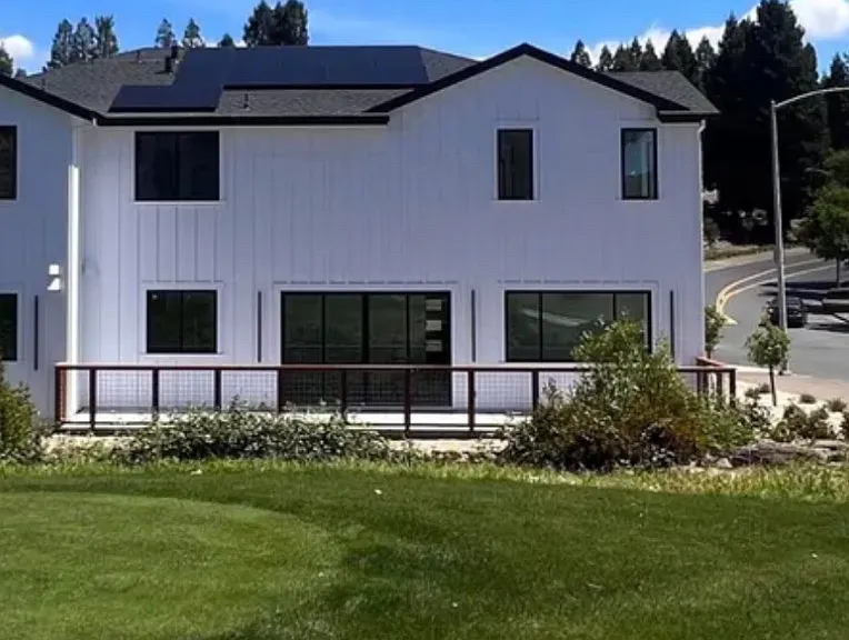 3701 Cross Creek Rd — Photo 2