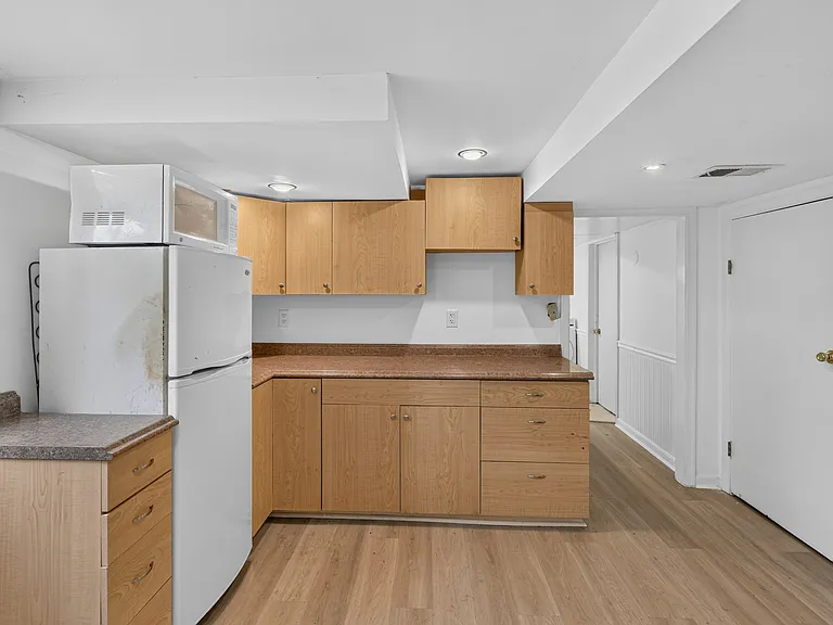2338 Belleview Ave — Photo 5