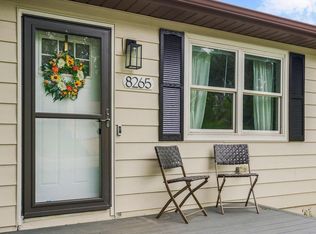 8265 Hill Cir, De Soto, KS 66018