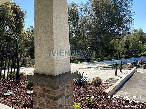 5th image of 4905 Bufflehead Ln