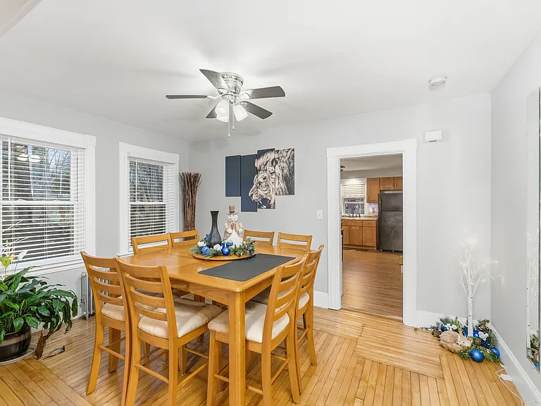 17 N Pleasant St #1 — Photo 5