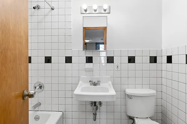 Rented by Peter Meskouris LREB | media 12