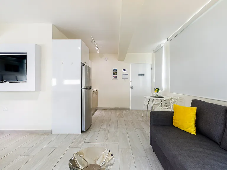 1408 Calle Aldea #2A — Photo 8