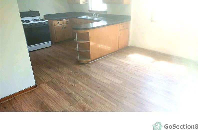2nd image of 8829 S Colfax Ave