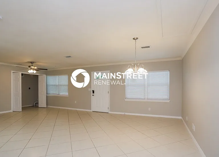5310 Kent Rd — Photo 2