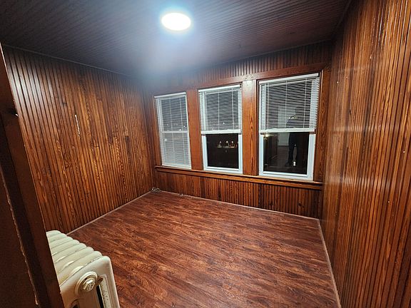 back bedroom, cleared out
