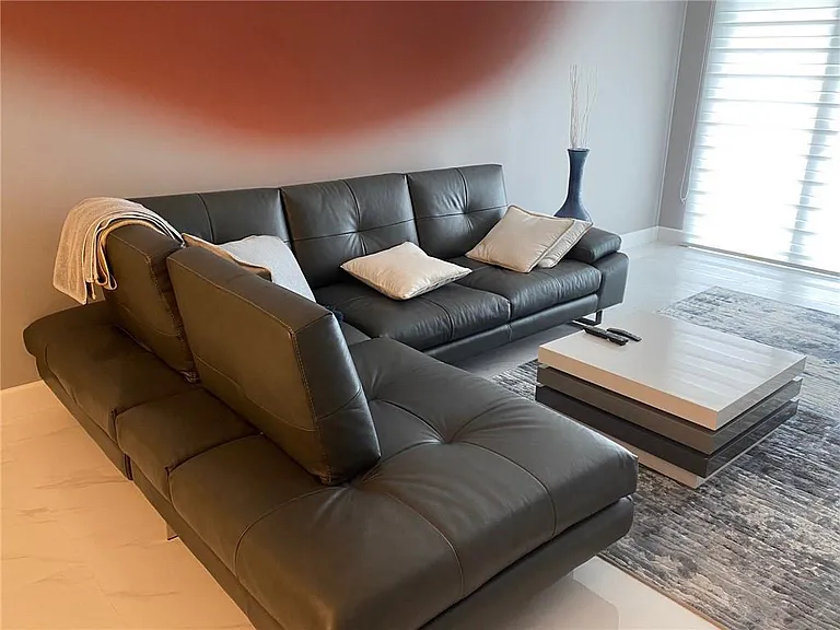 19380 Collins Ave #1527 — Photo 4