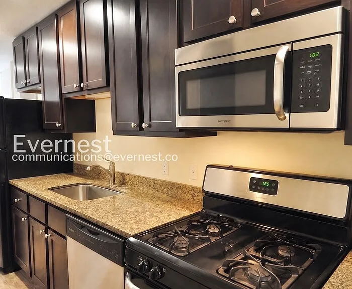 1636 N North Park Ave #1642-G — Photo 2