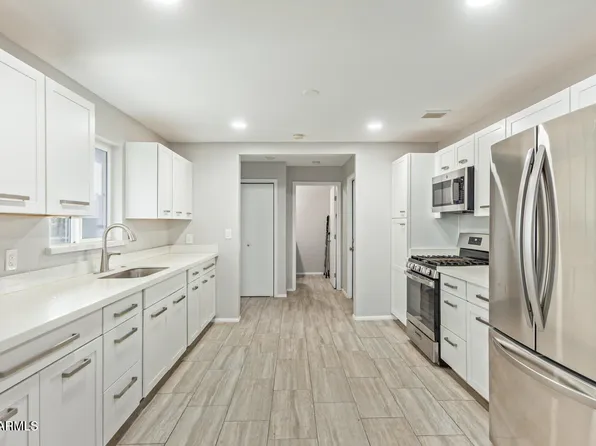 638 E 7TH Drive, Mesa, AZ 85204