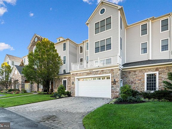 2nd image of 4700 Water Park Dr Unit E