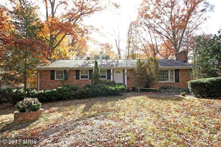 1st image of 8701 Chapel Dr