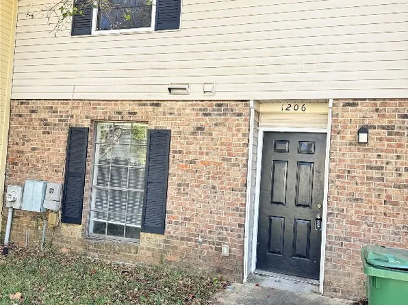 1206 Seth Johnson Dr, Montgomery, AL 36116