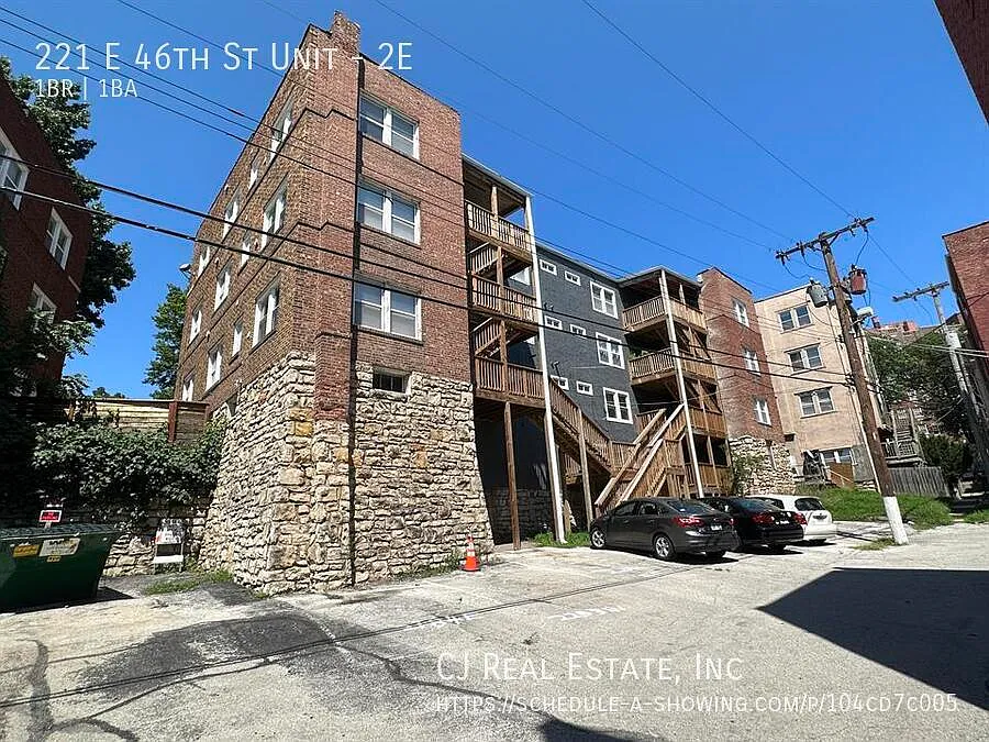 Building Photo - 221 E 46th St #2E