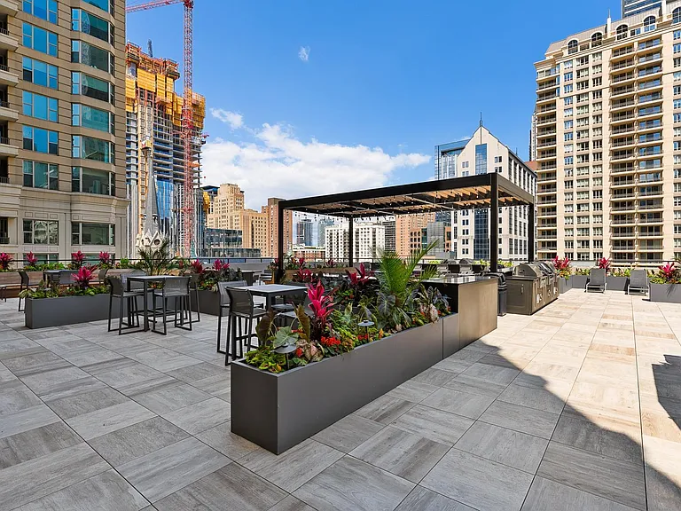 30 E Huron St #3105 — Photo 14