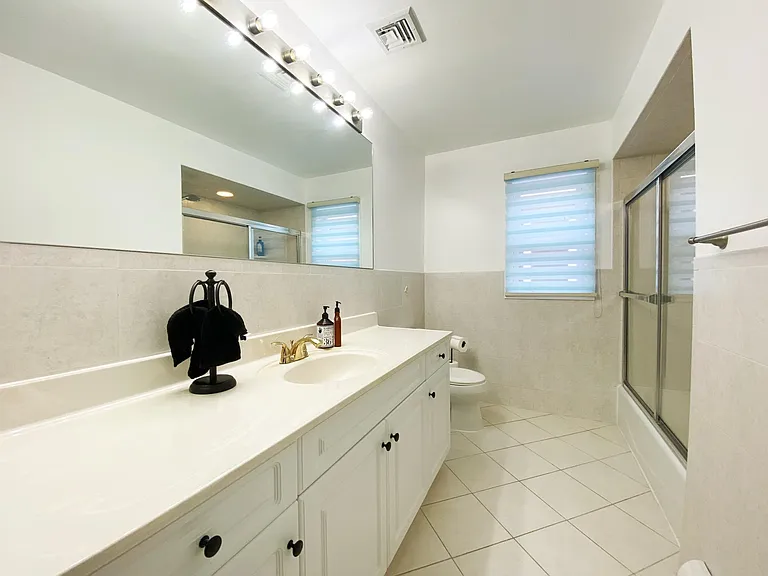 118B Temple Ter #B — Photo 17