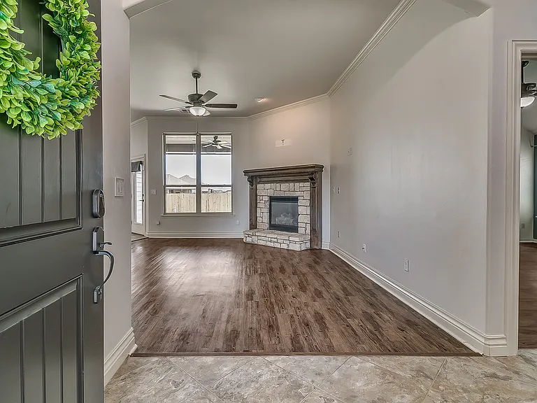 15904 Positano Dr — Photo 3