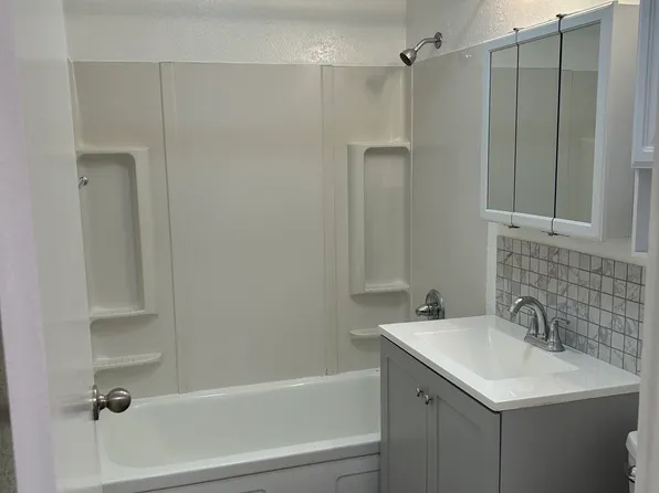 18010 SE Langensand Rd APT 1, Sandy, OR 97055