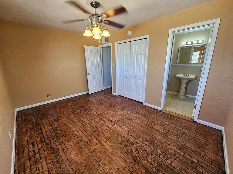 1509 Cuba Ave — Photo 19